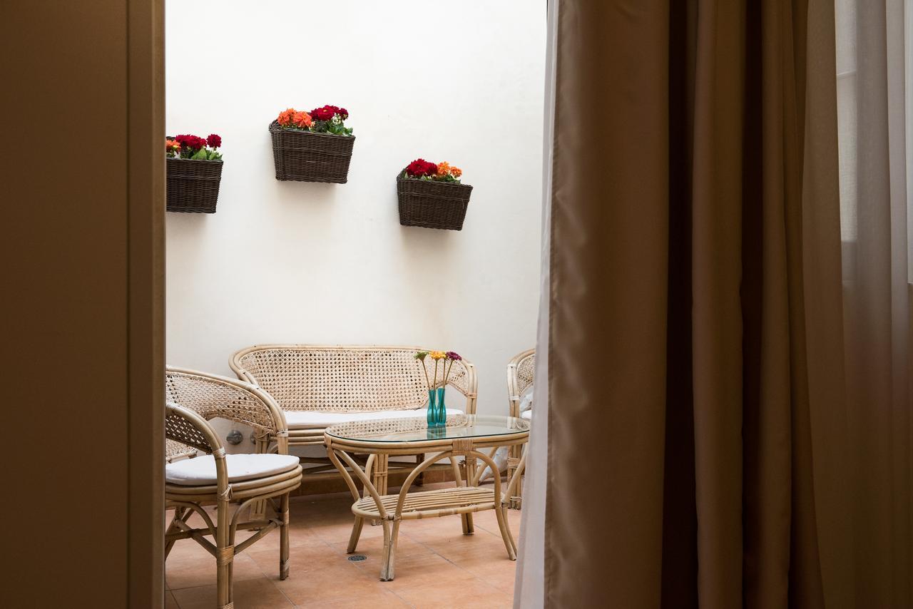 Bed and Breakfast Cabrera House Pozzallo Exterior foto